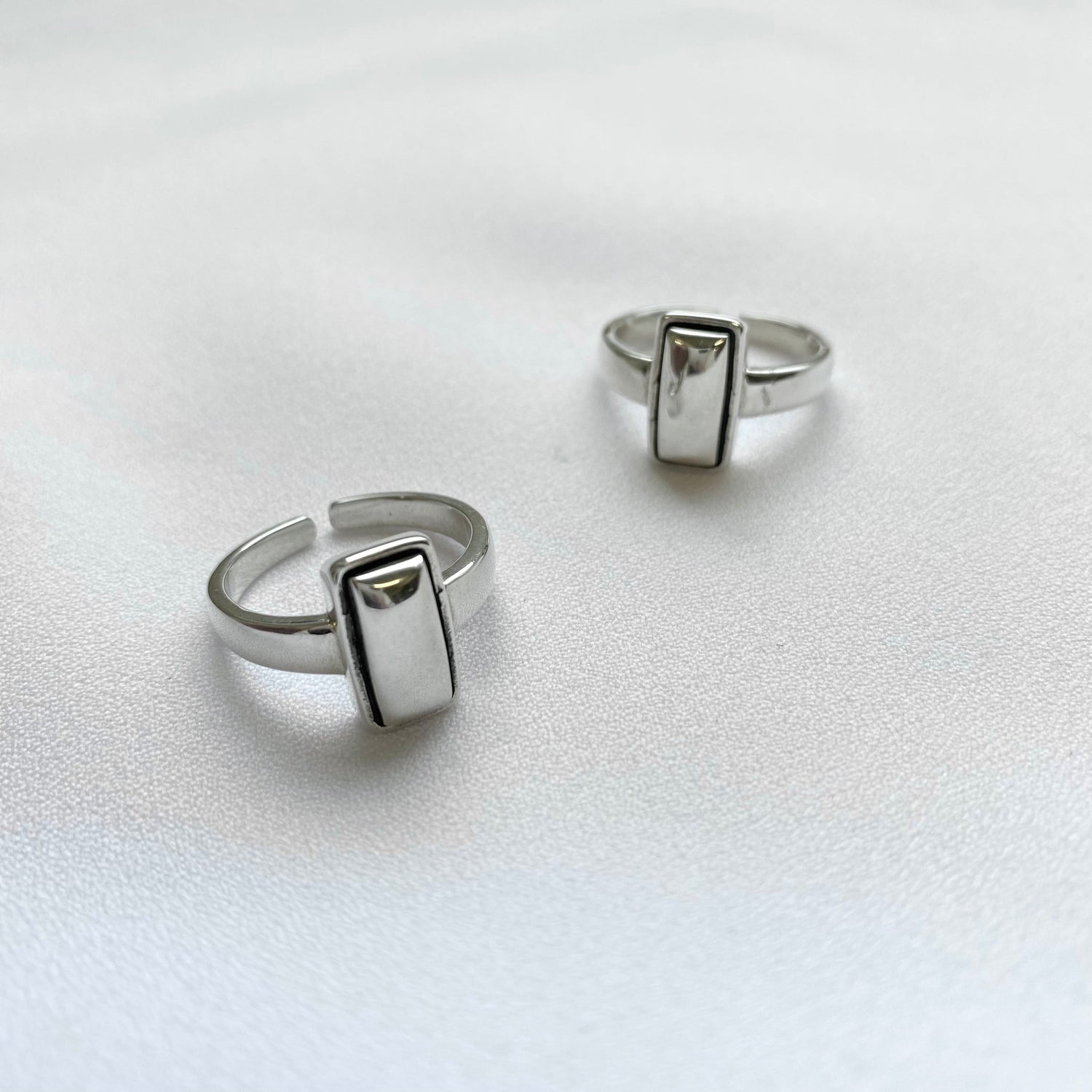 Square top ring