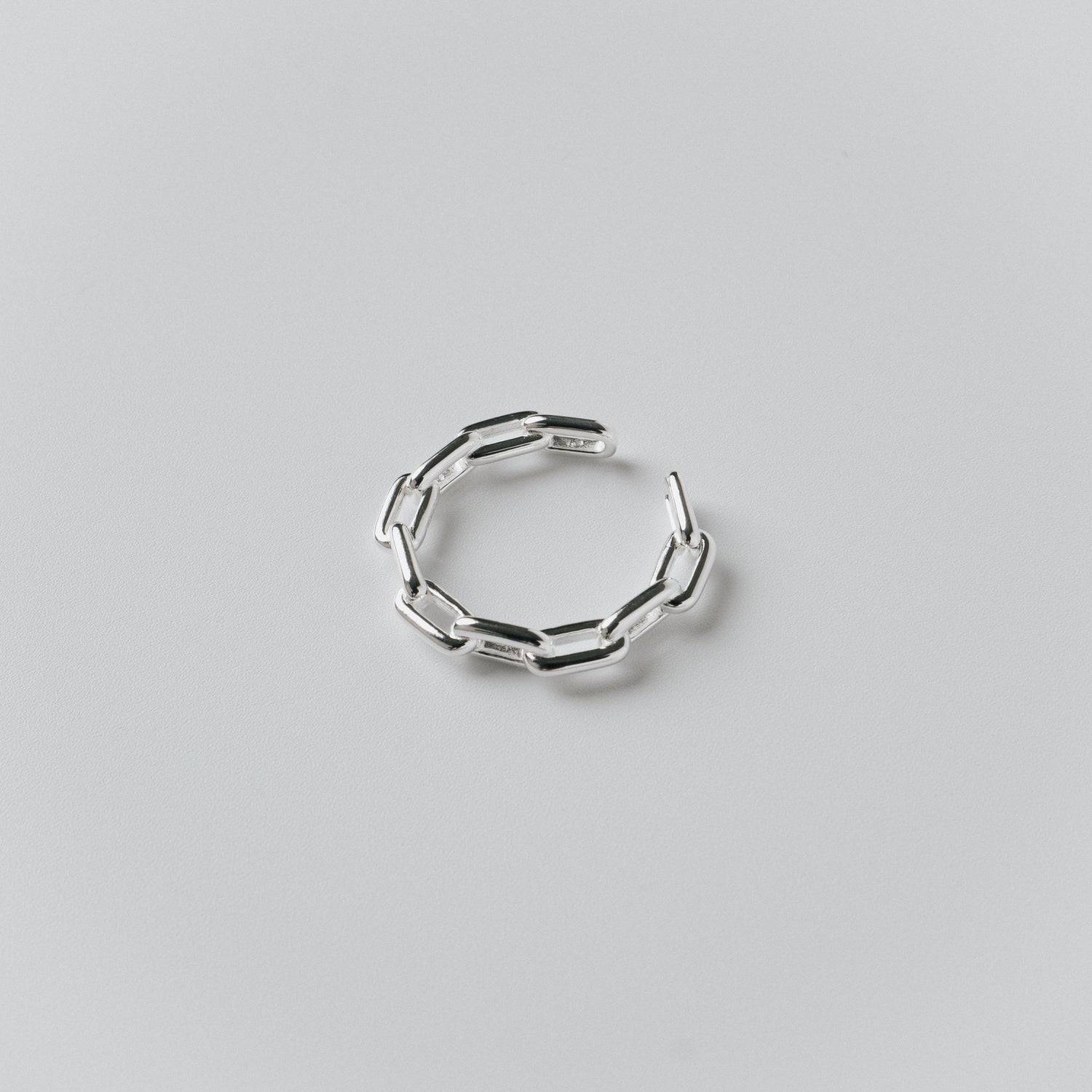 CHAIN MOTIF RING