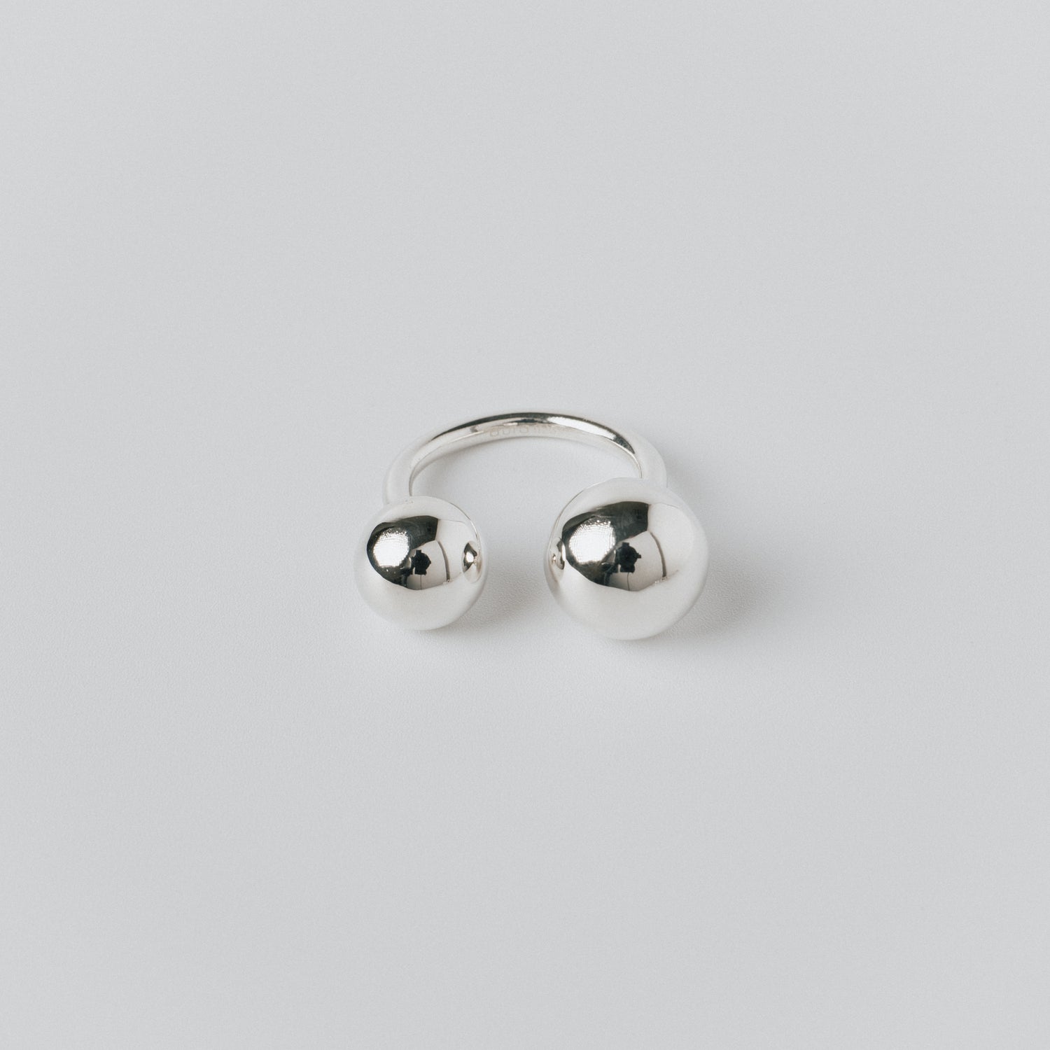 TWO BALL FREE RING