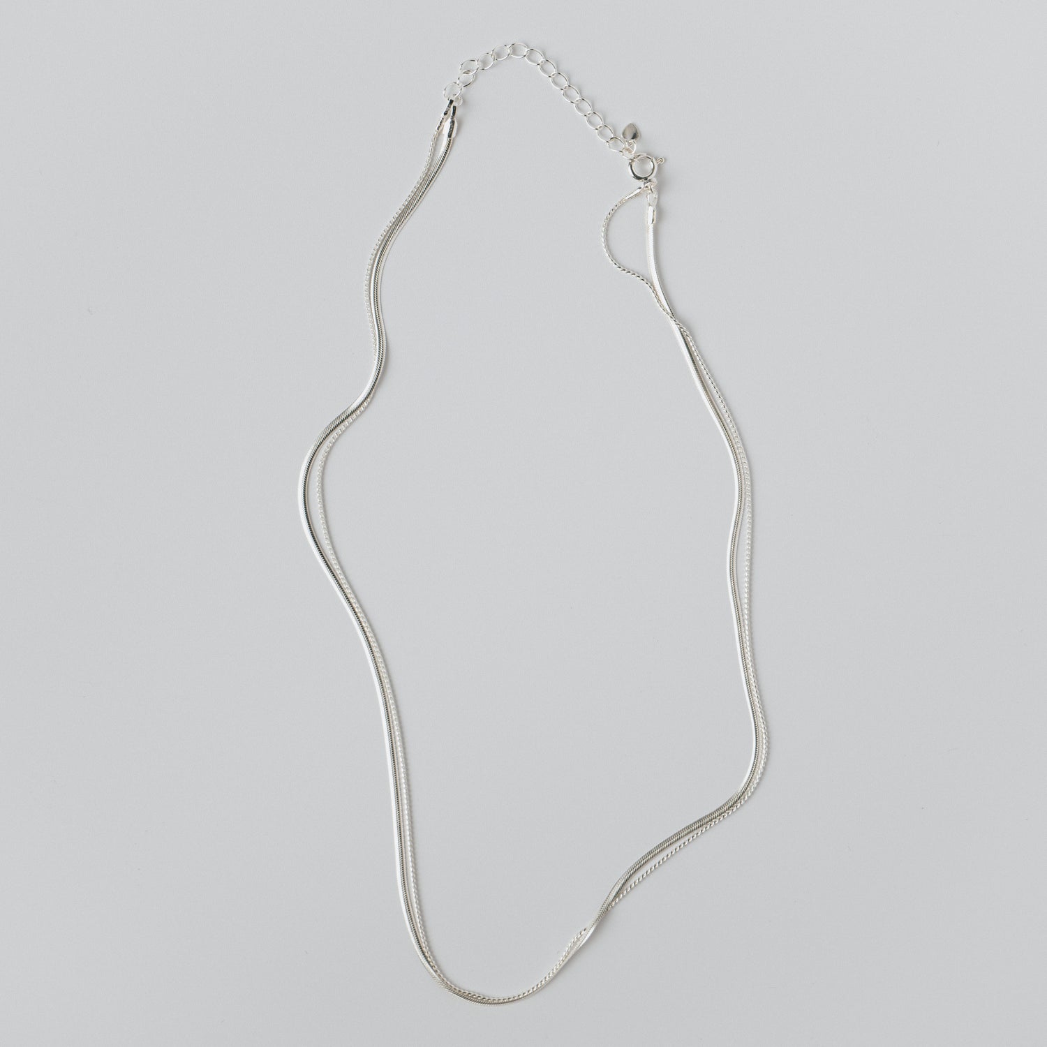 MATTE SNAKE NECKLACE