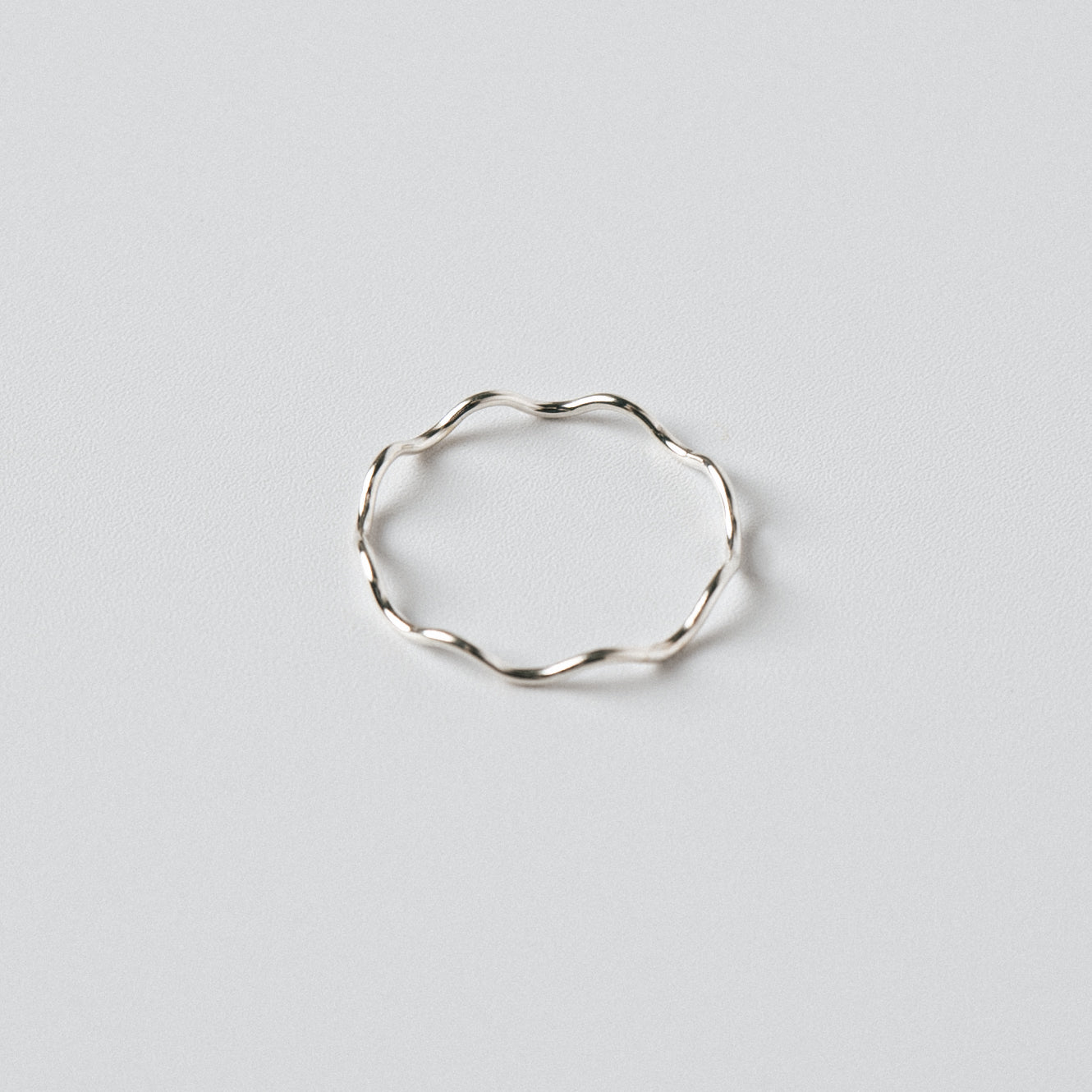WAVE THIN RING