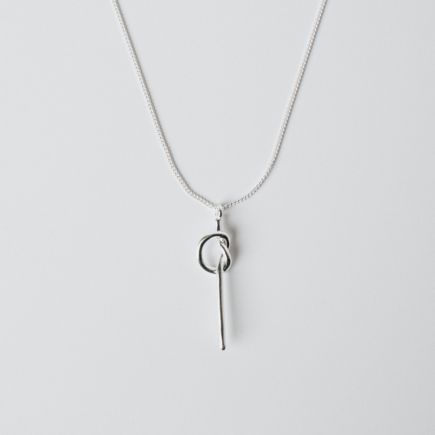 KNOT NECKLACE