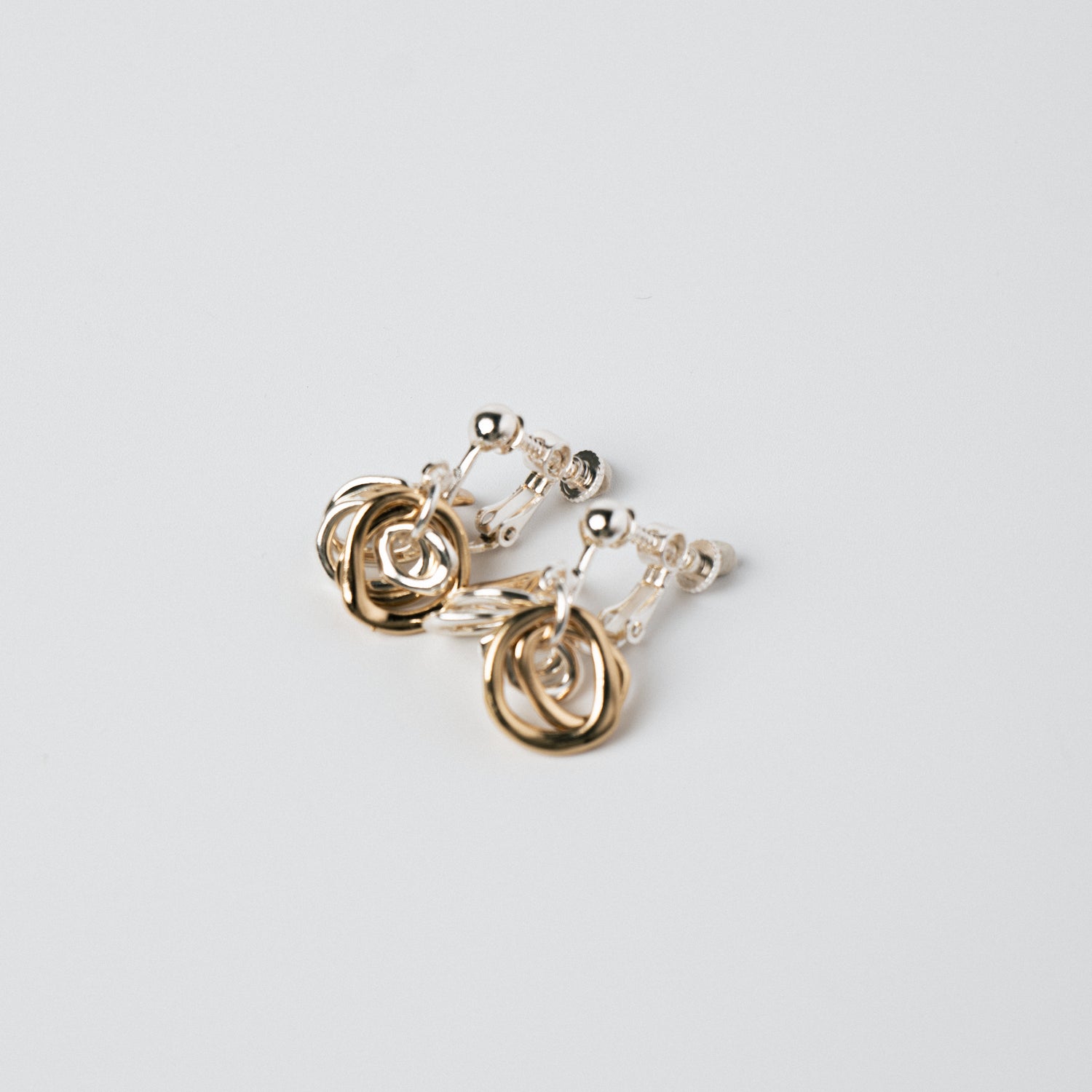 CIRCLE BICOLOR EARRING