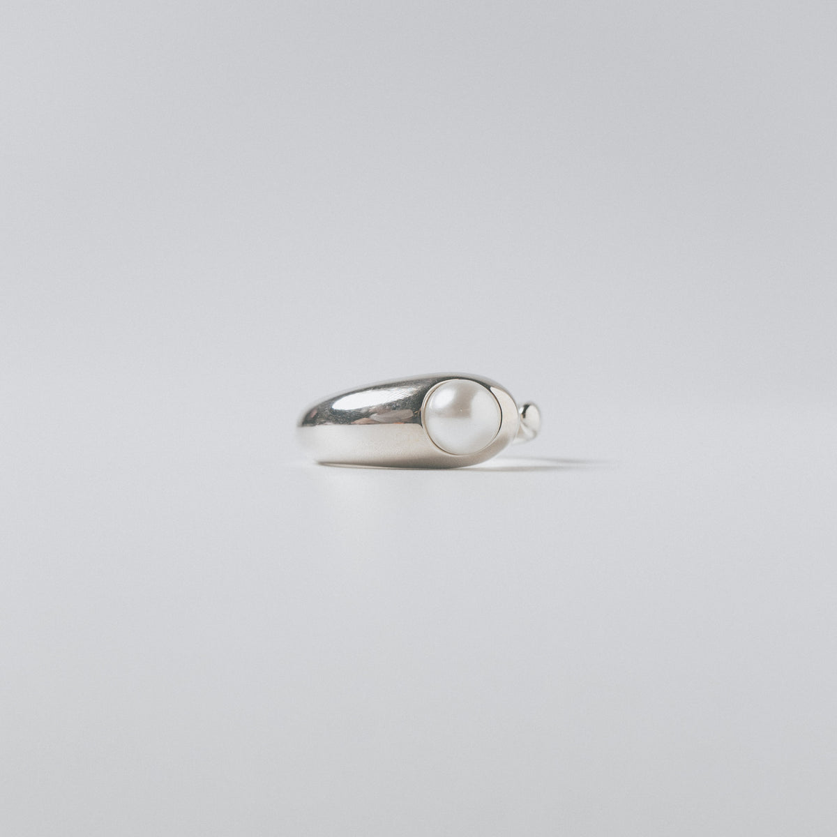 CLOUDY PEARL RING