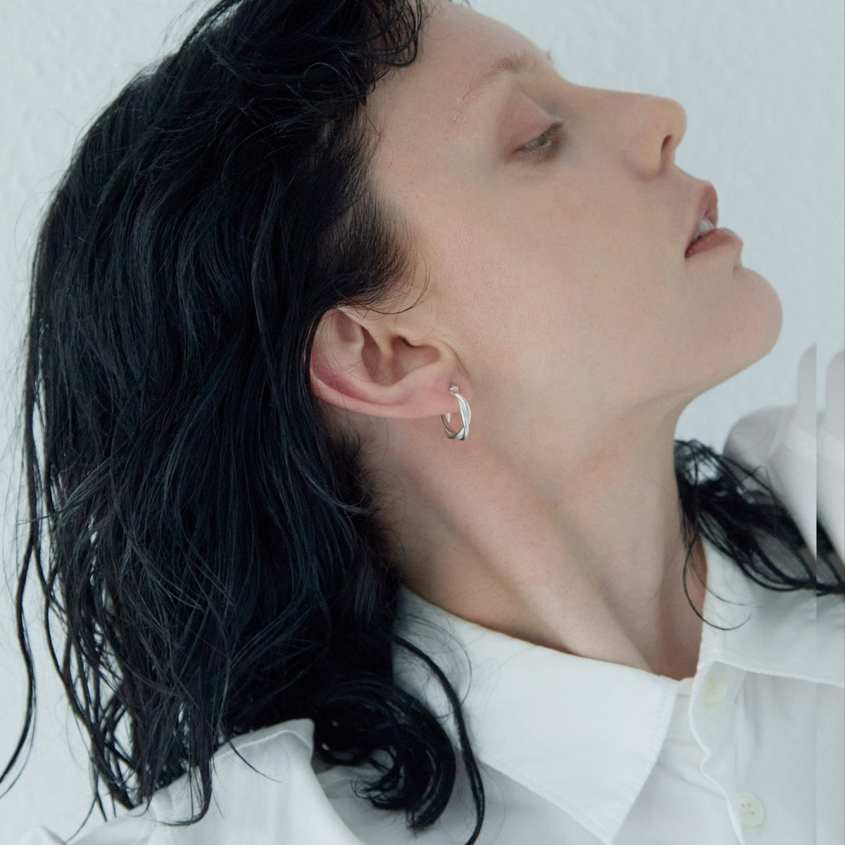 LITTLE TWIST HOOP PIERCE