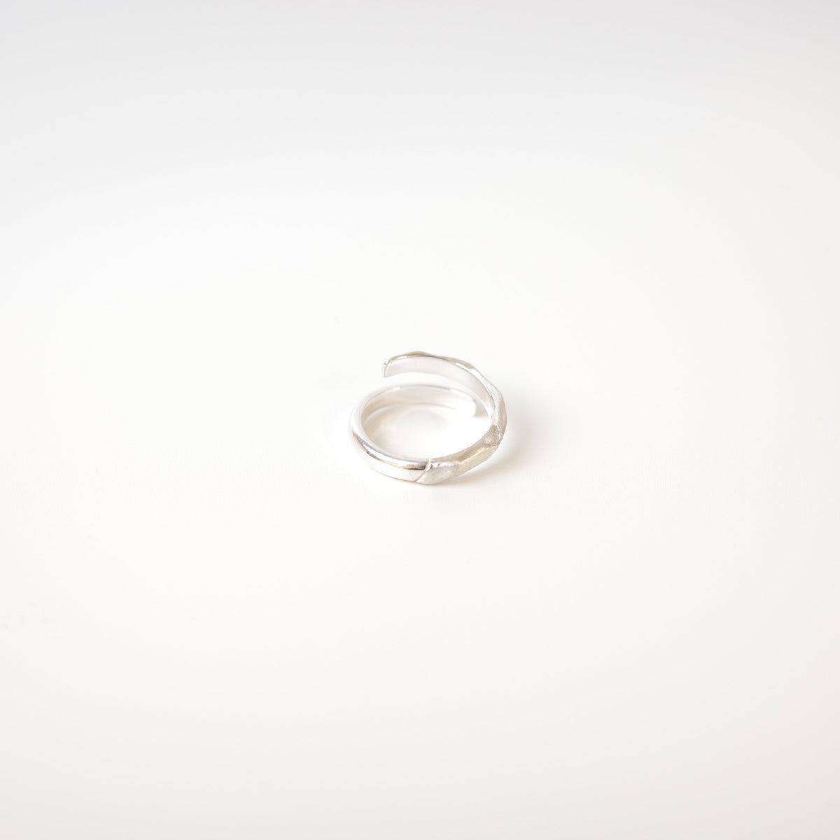 HALF MATTE FREE RING