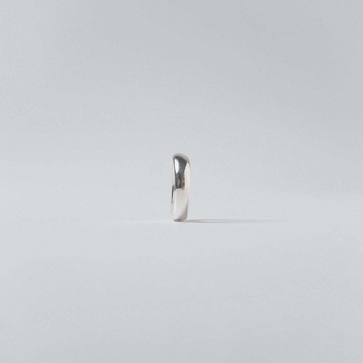 SIMPLE HOOP SILVER CUFF