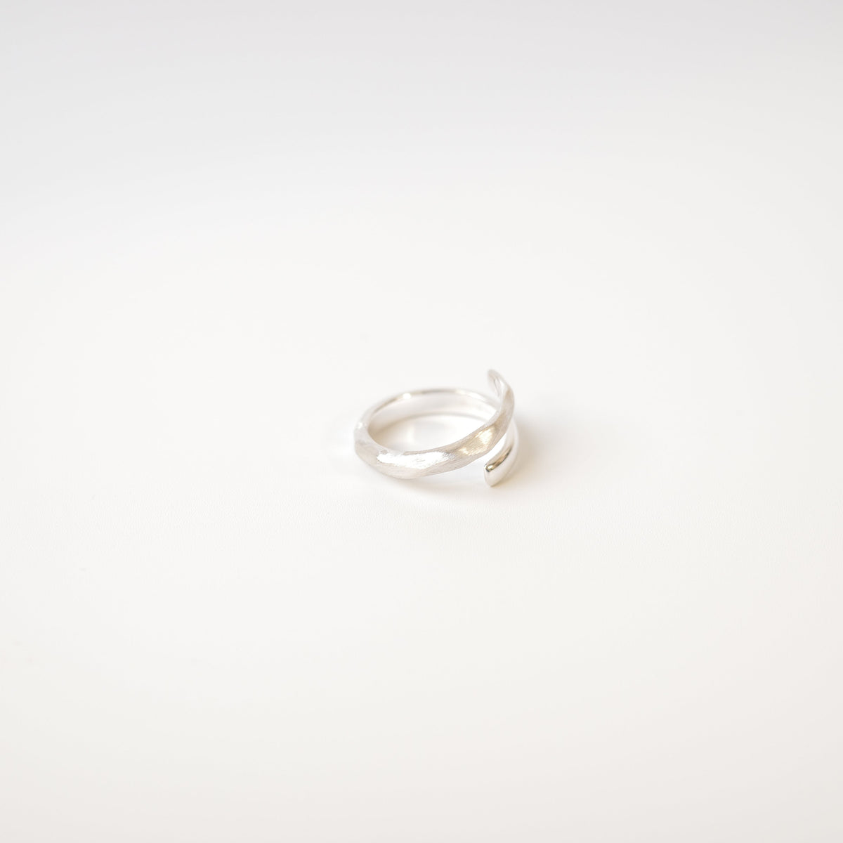 HALF MATTE FREE RING