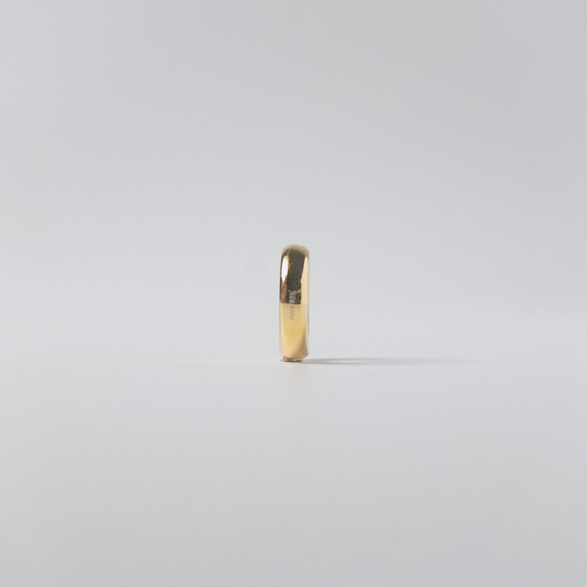 SIMPLE HOOP GOLD CUFF