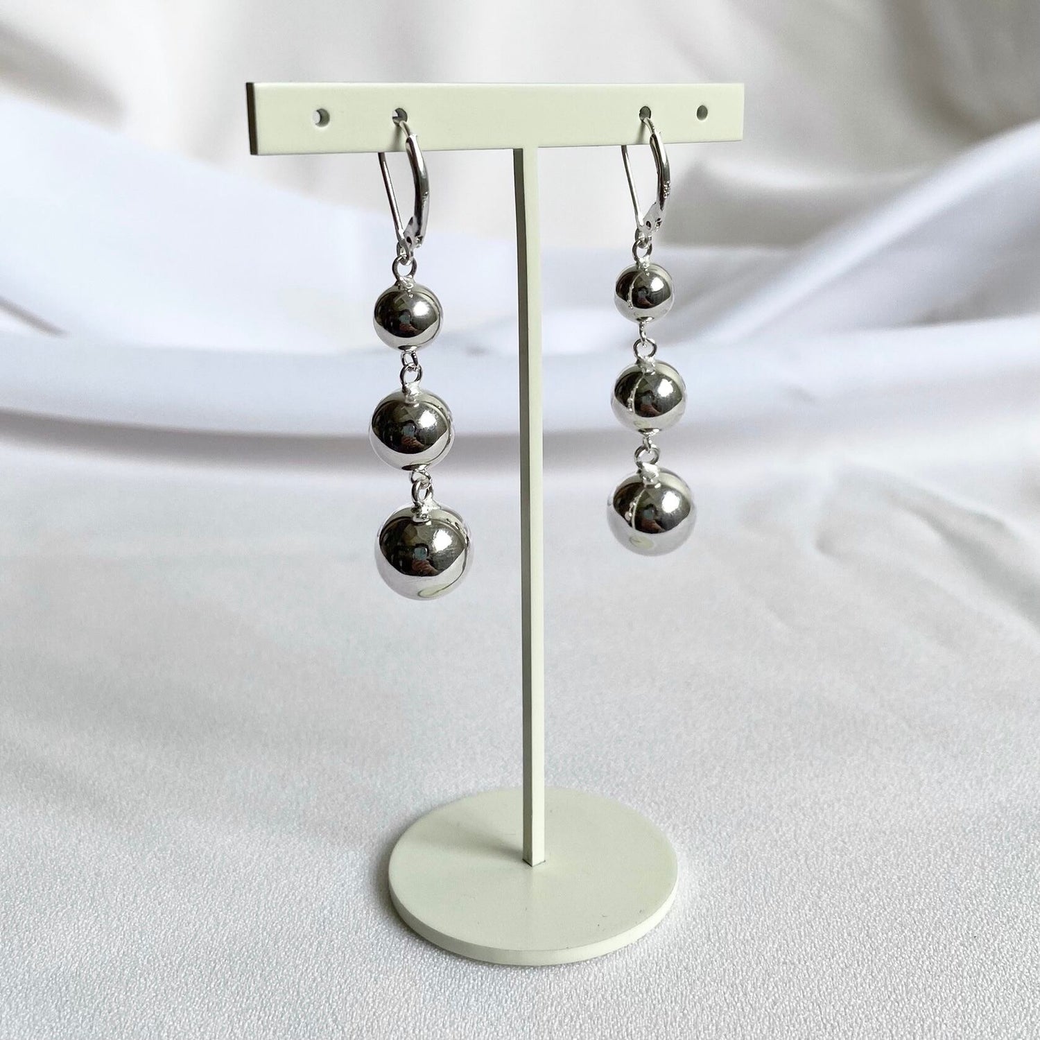 THREE BALL PIERCE