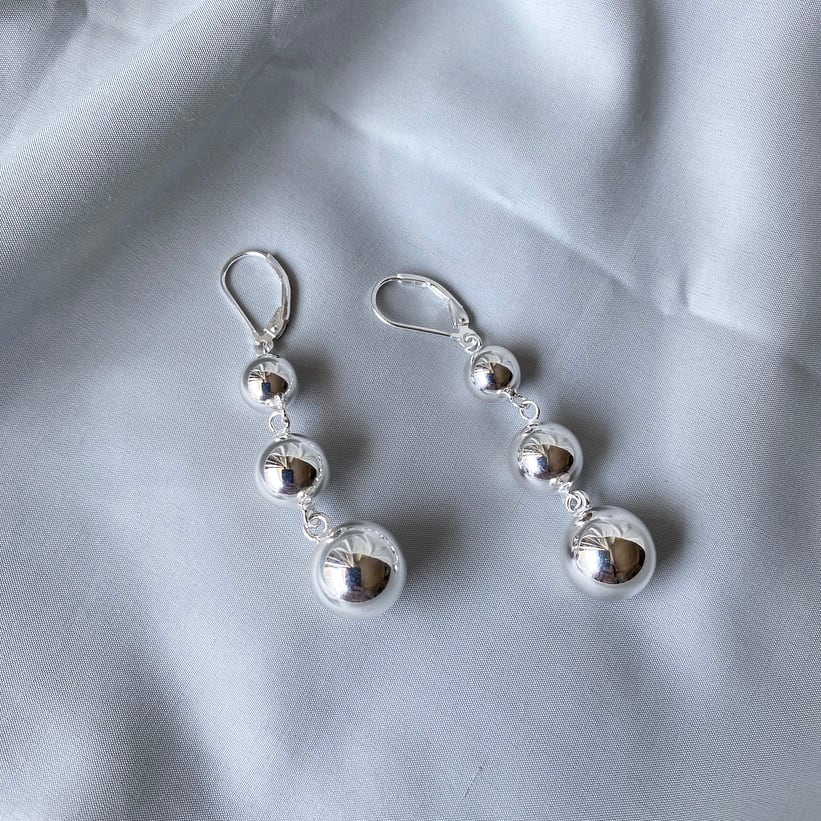 THREE BALL PIERCE