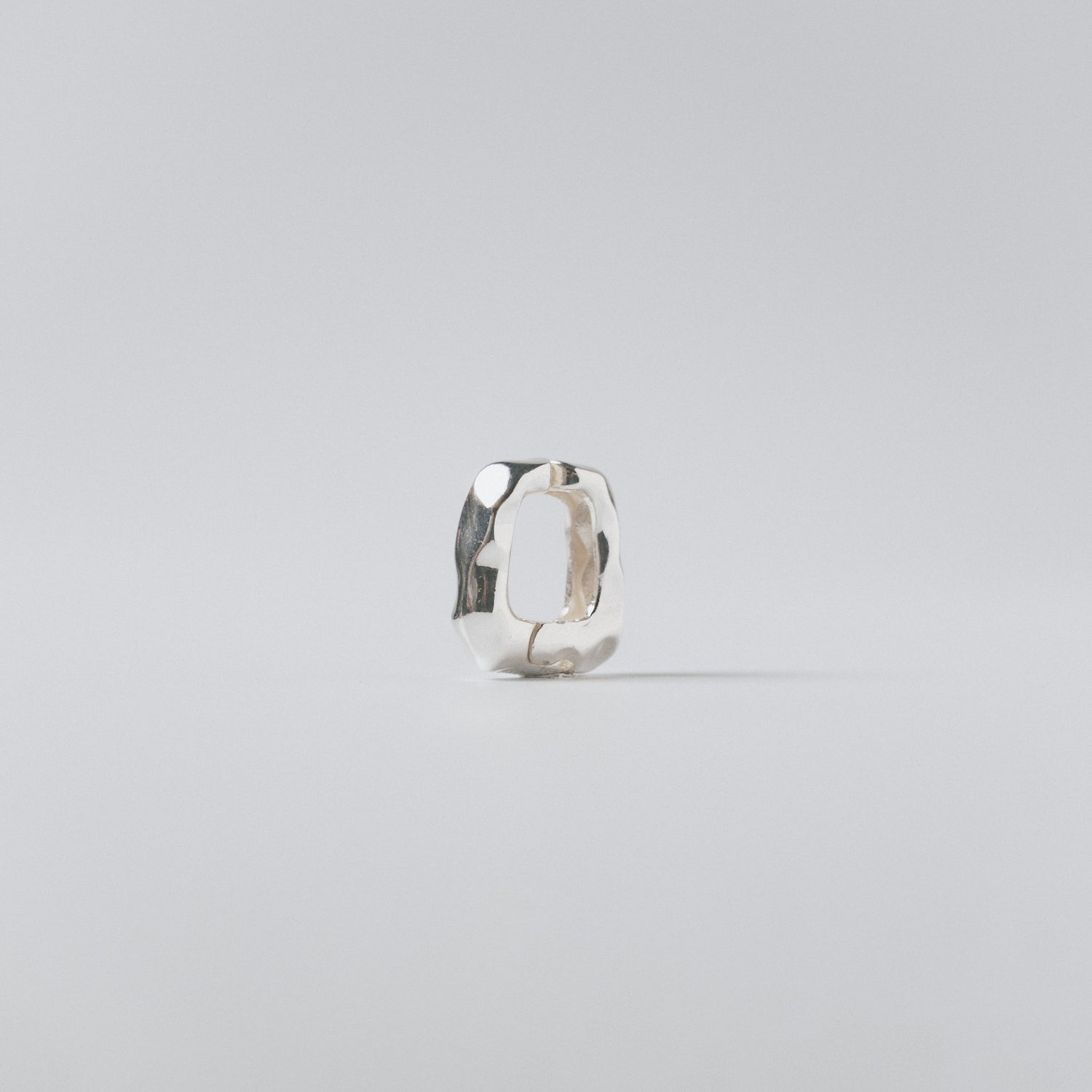 凸凹 HOOP EAR CUFF/ EARRING