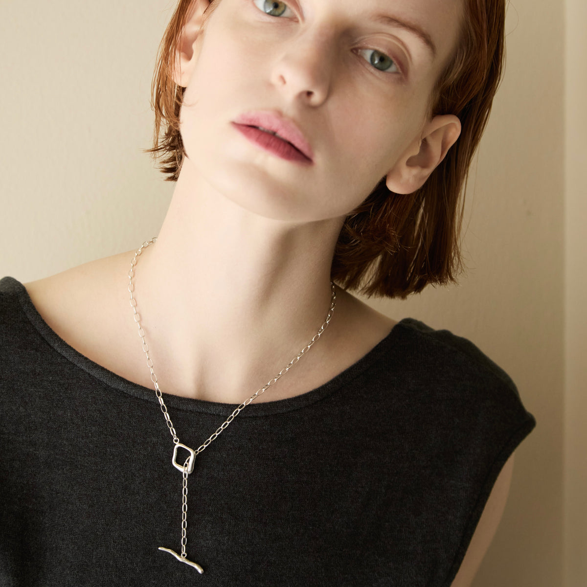 OVAL CHAIN LARIAT NECKLACE