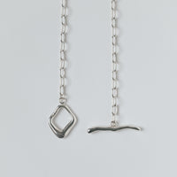 OVAL CHAIN LARIAT NECKLACE