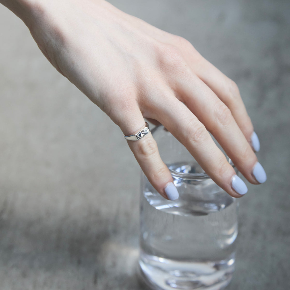 WAVEFORM PINKY RING