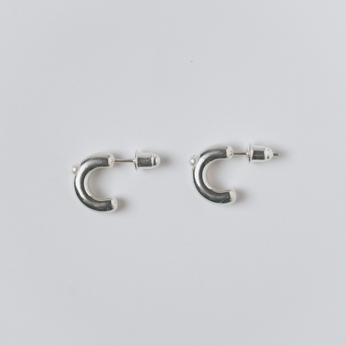 CLOUDY PEARL PIERCE