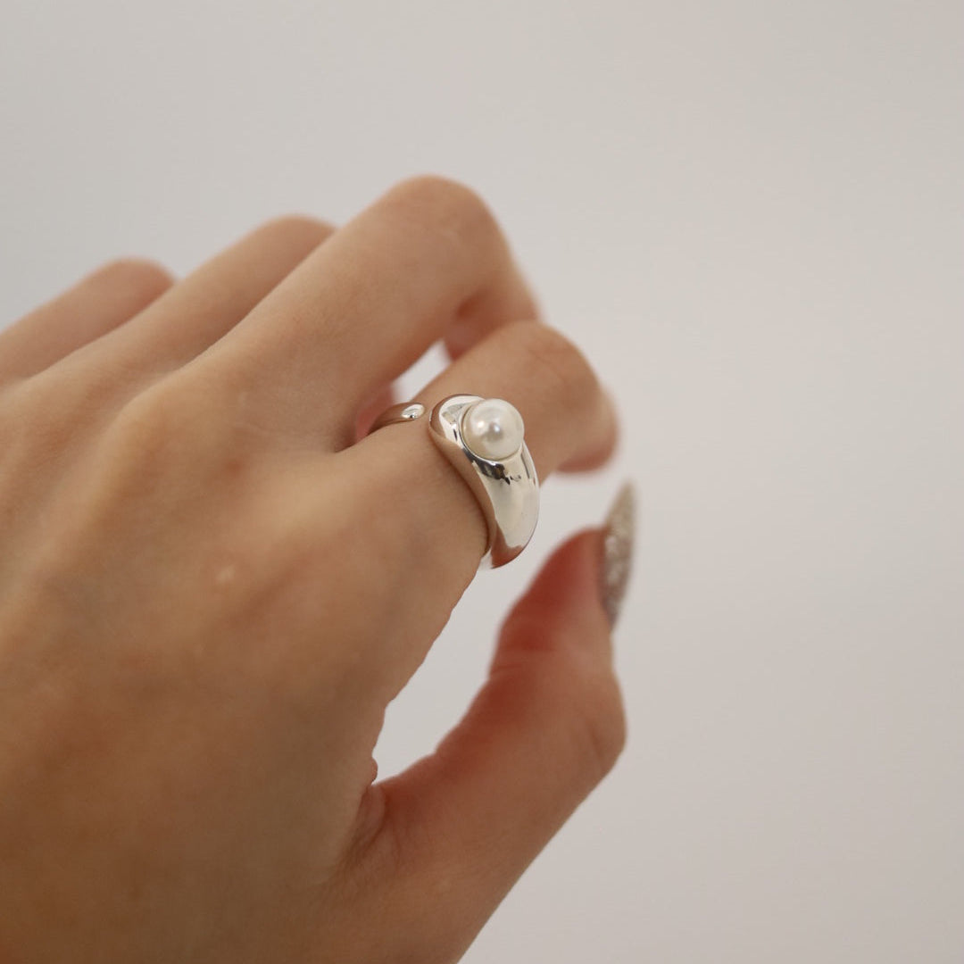 CLOUDY PEARL RING