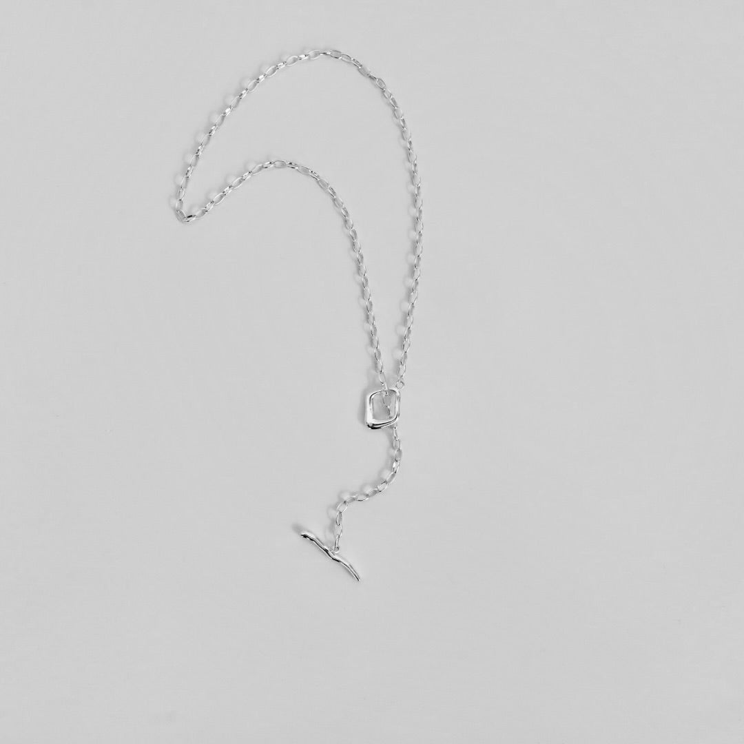 OVAL CHAIN LARIAT NECKLACE