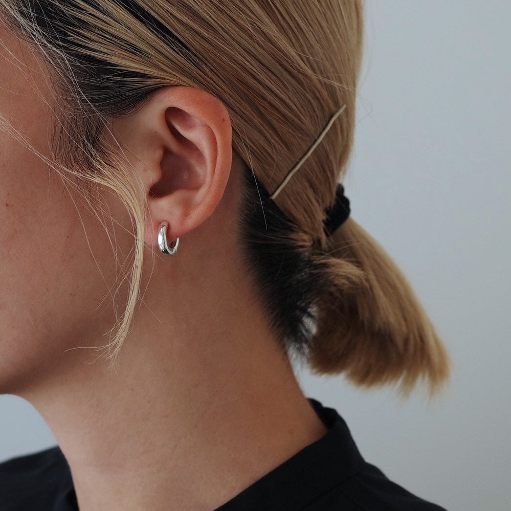 SIMPLE HOOP SILVER CUFF