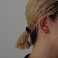 SIMPLE HOOP GOLD CUFF