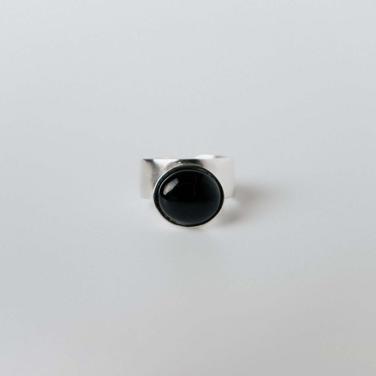 ONYX STONE RING