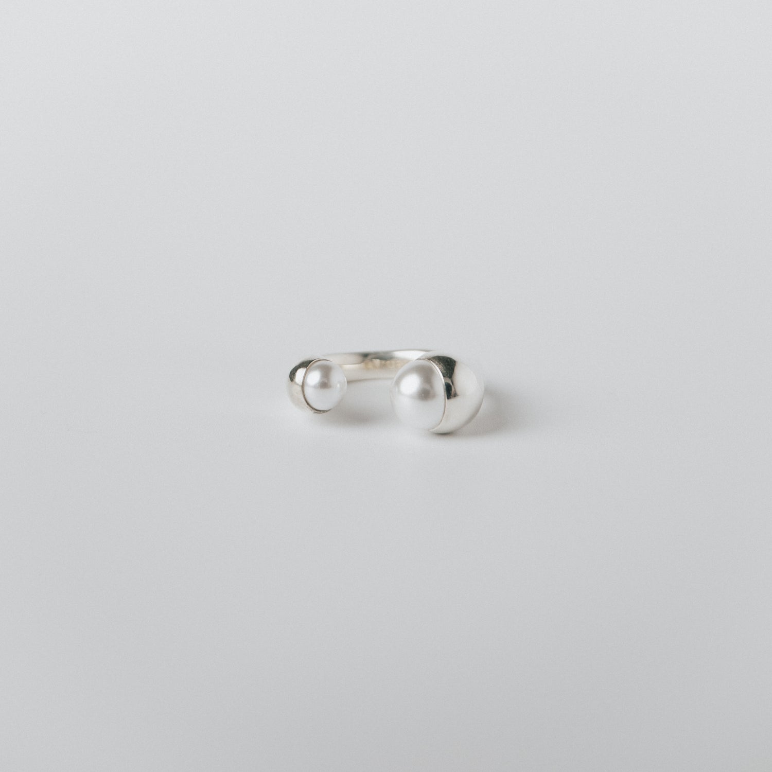 PEARL FREE RING