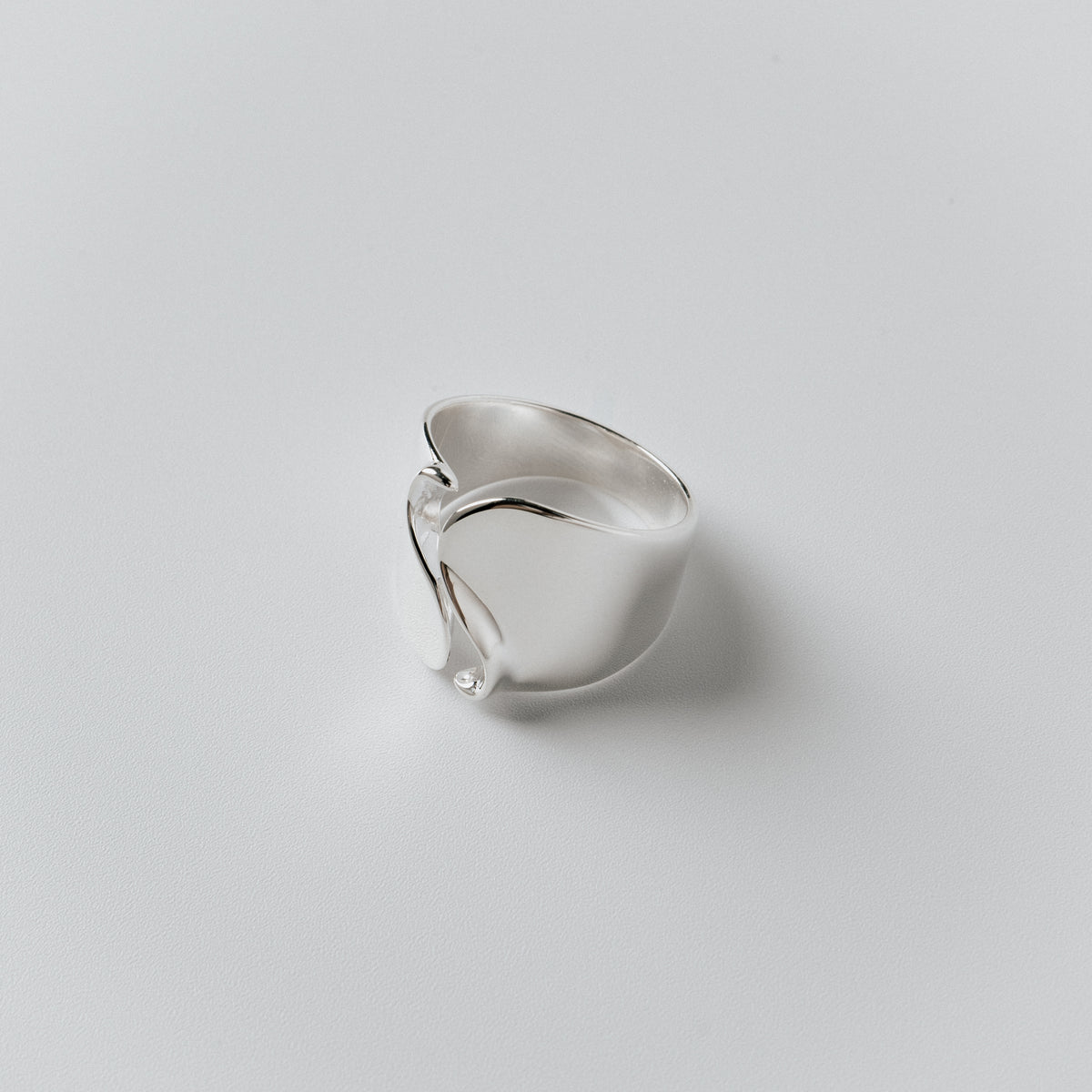 NAMI LINE RING