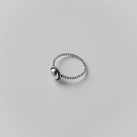 LITTLE DOME RING