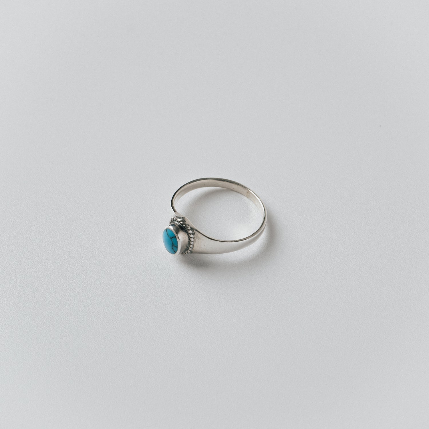 SMALL TURQUOISE RING