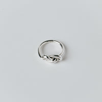 KNOT RING