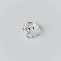 SIX BALL DESIGN RING