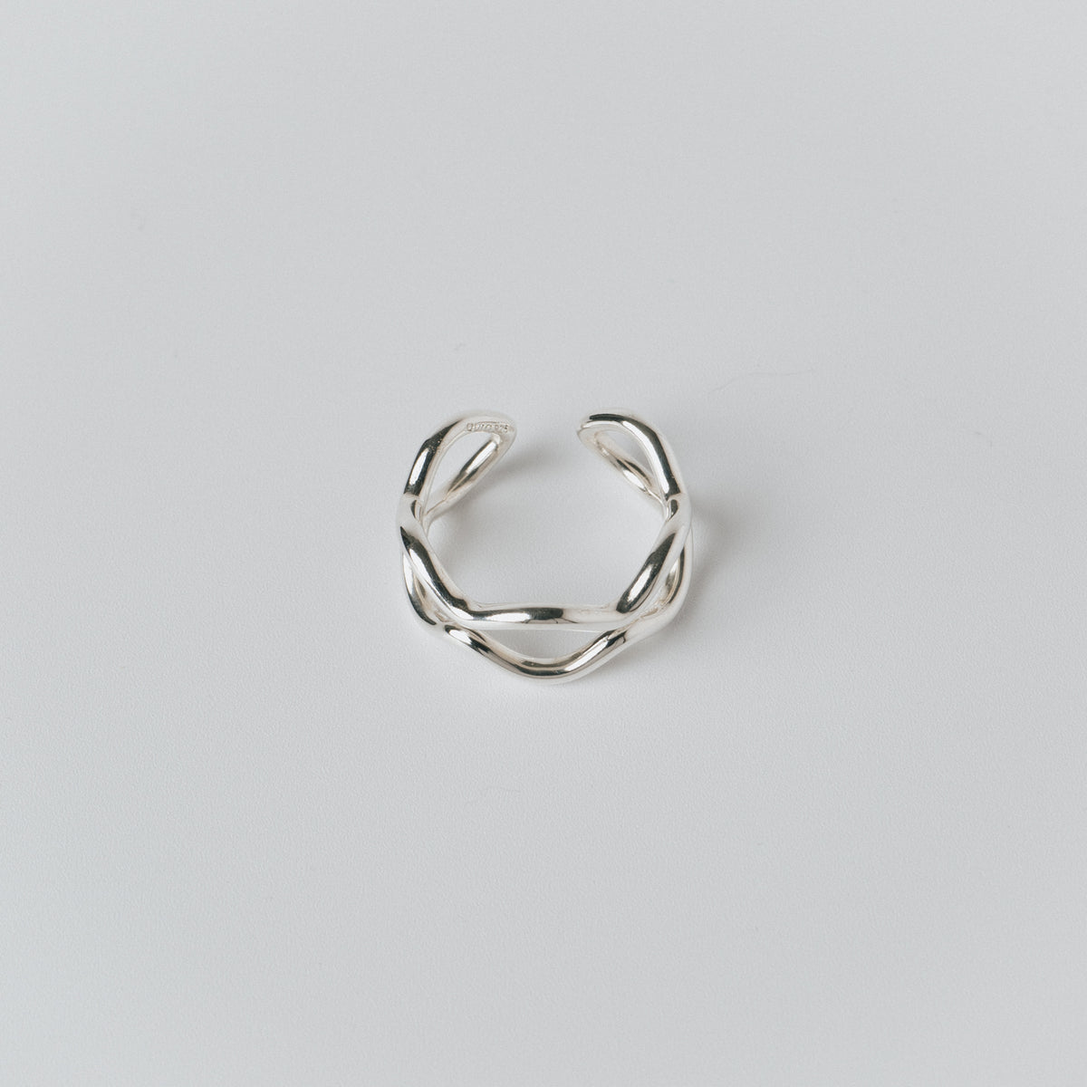 WAVE LINE RING