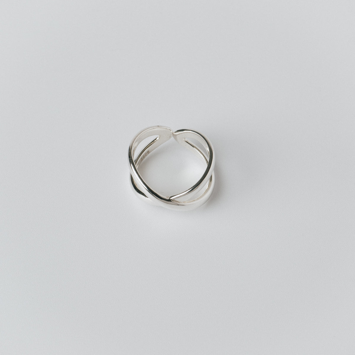 CROSS RING