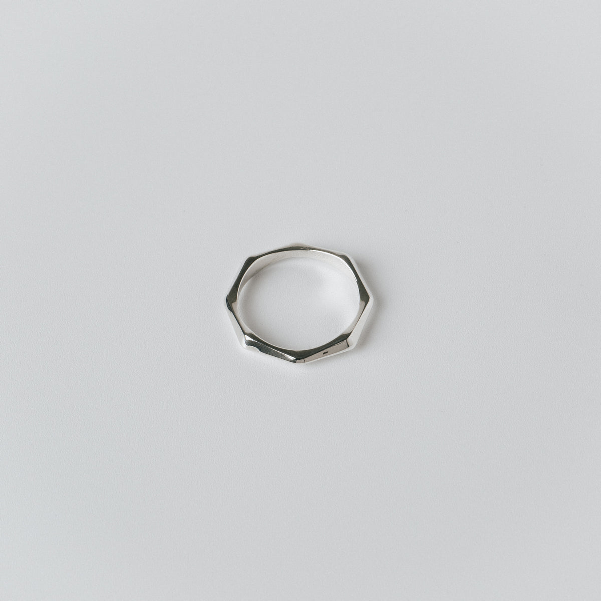 OCTAGON RING