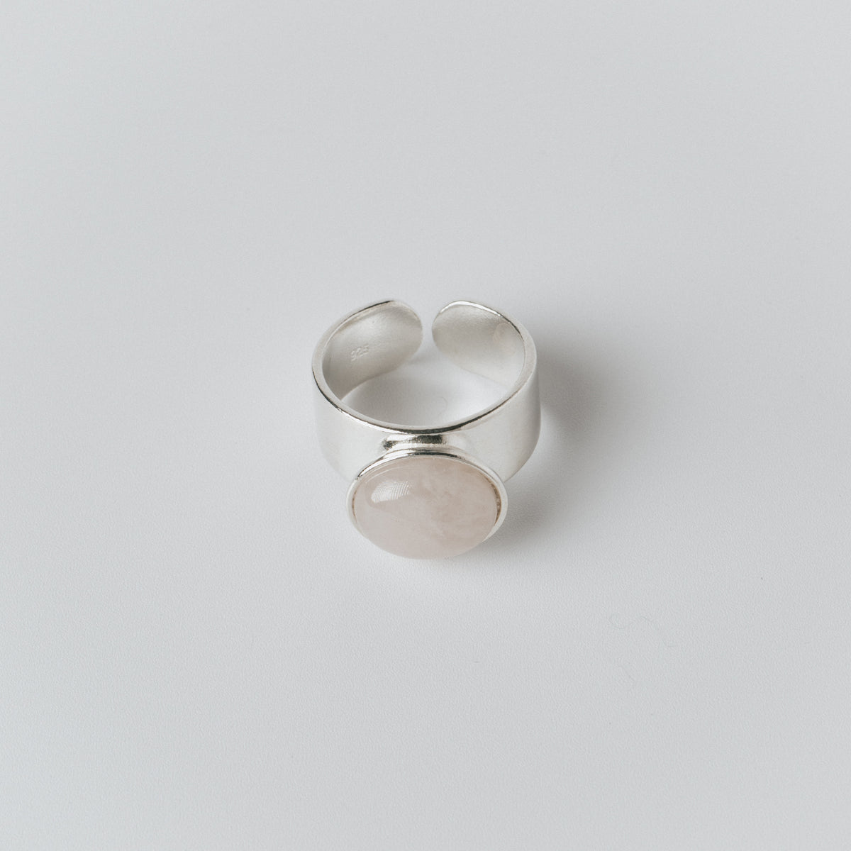 ROSE QUARTZ STONE RING