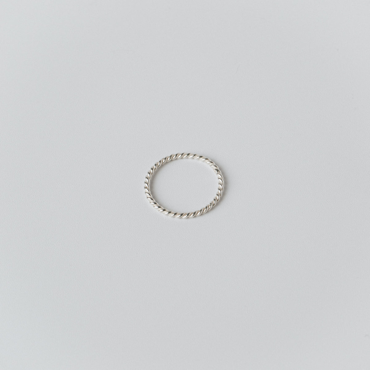 TWIST THIN RING