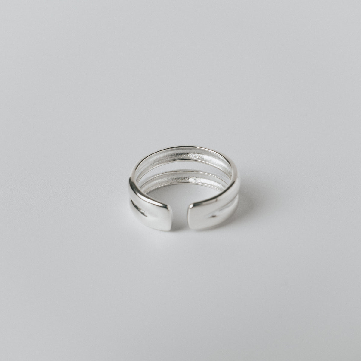 W LINE RING