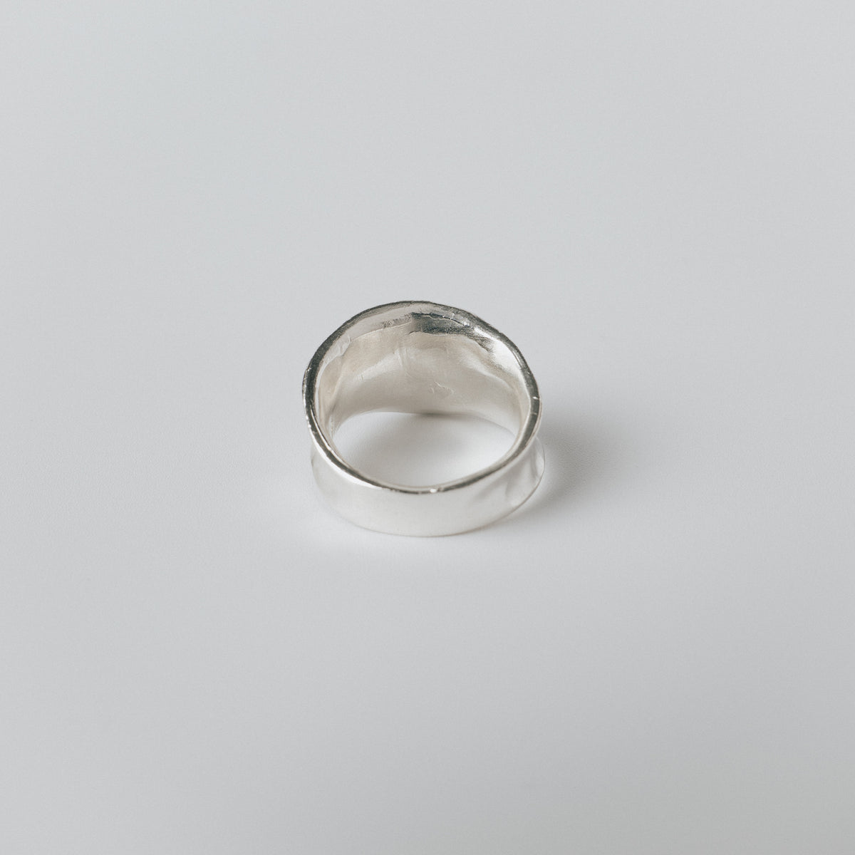 SIMPLE MATTE RING