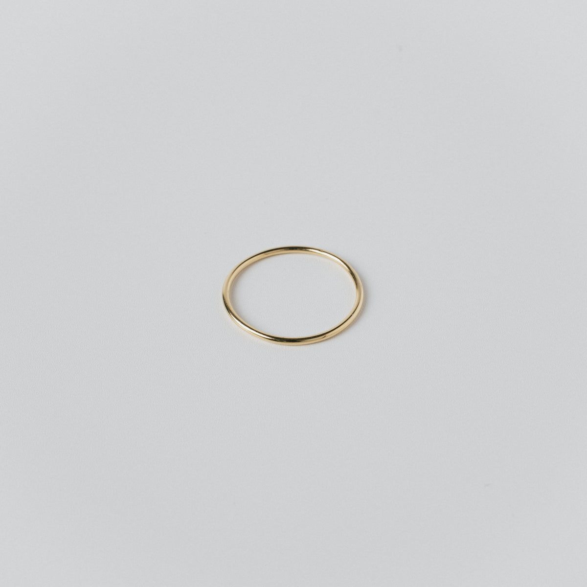 SIMPLE THIN RING / GOLD