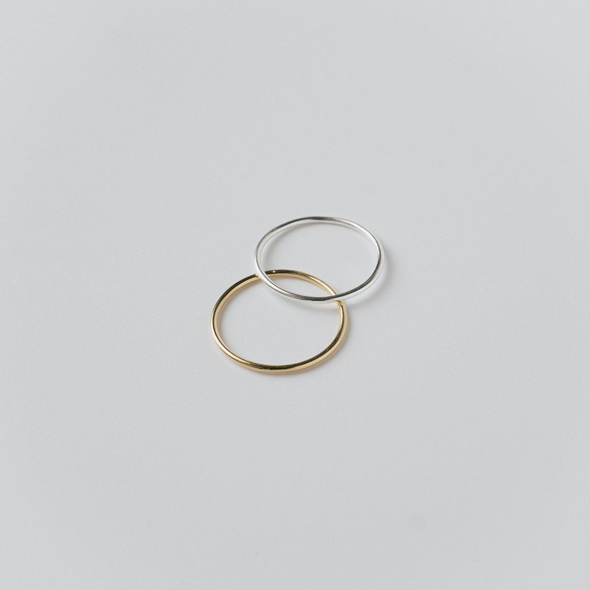 SIMPLE THIN RING / GOLD