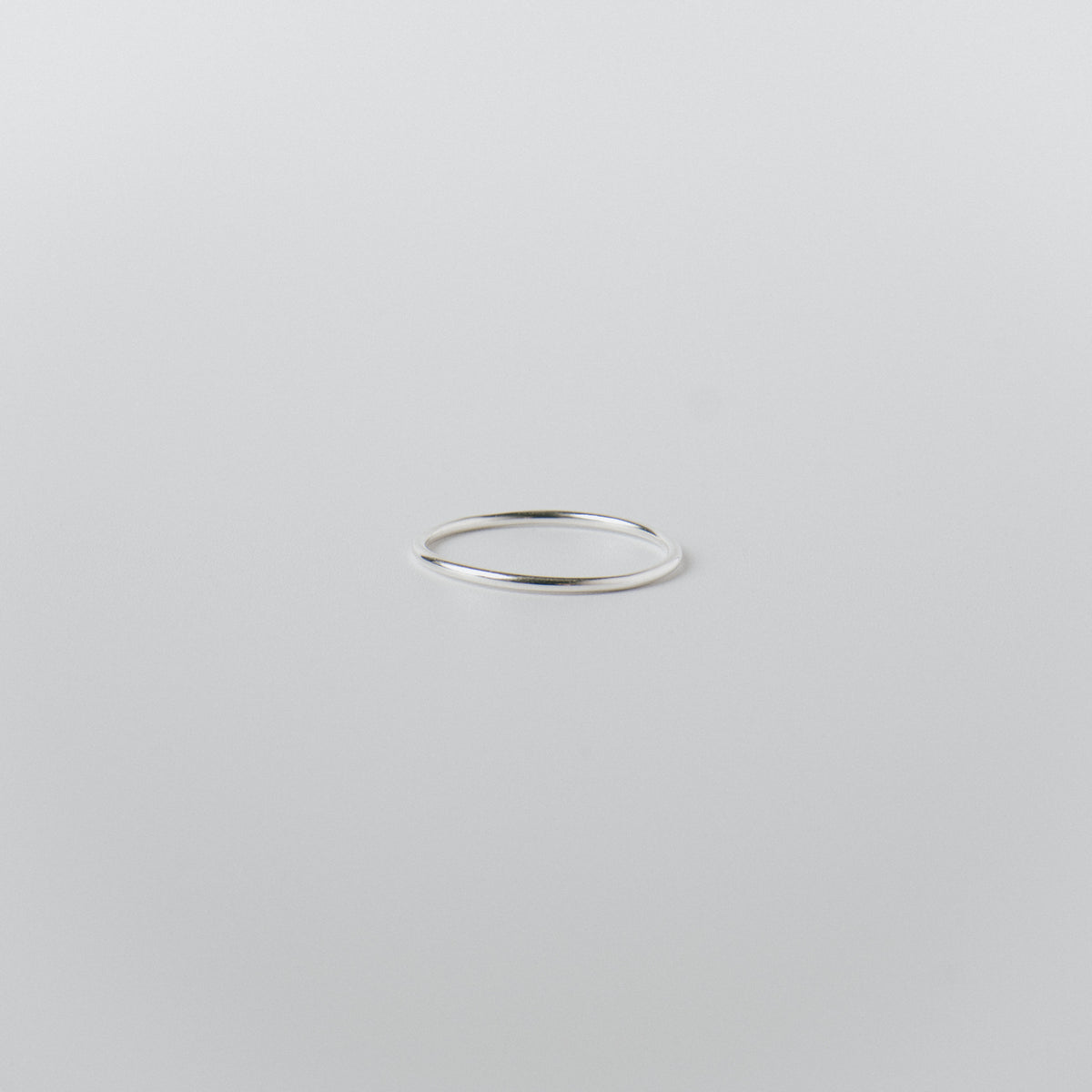 SIMPLE THIN RING / SILVER