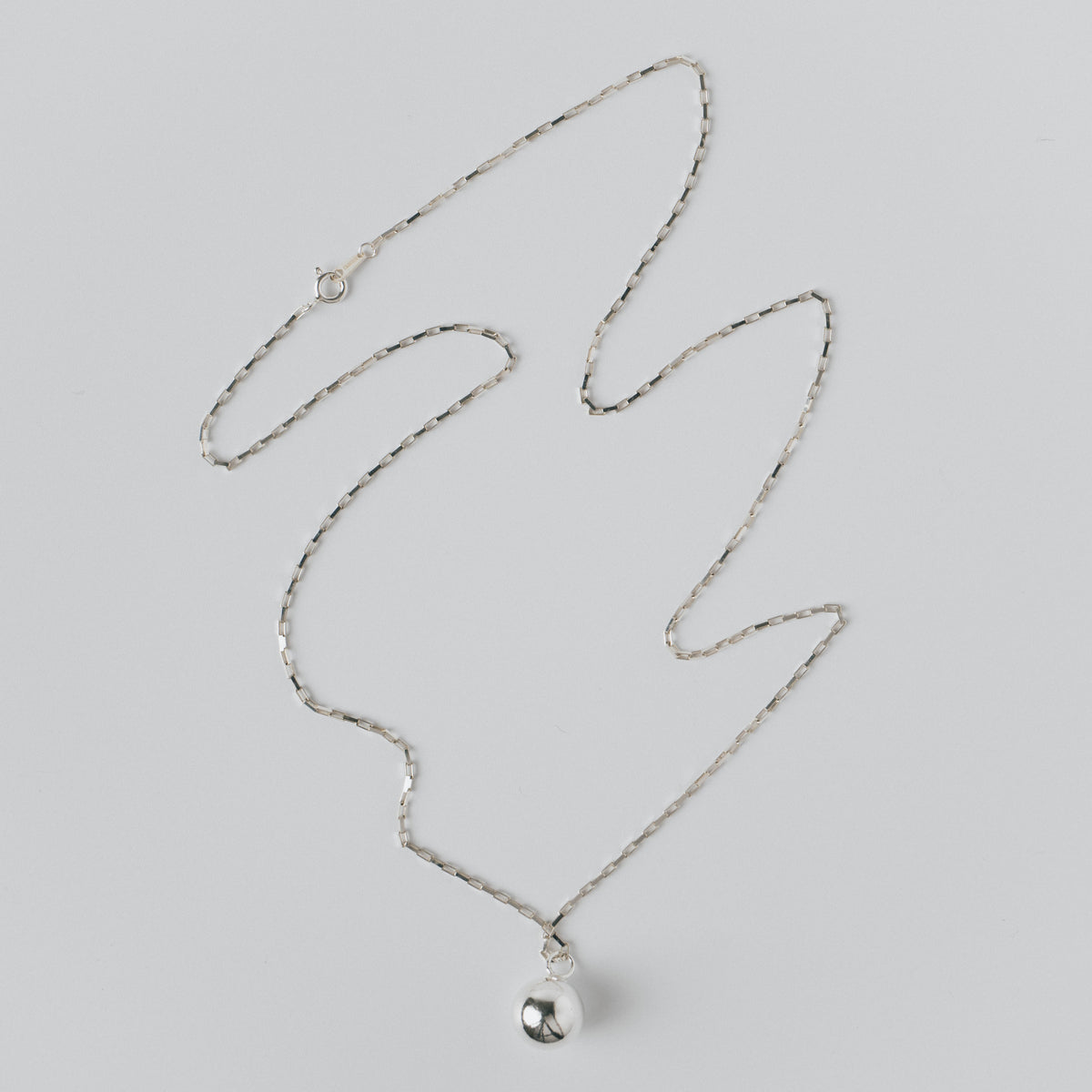 BALL LONG NECKLACE