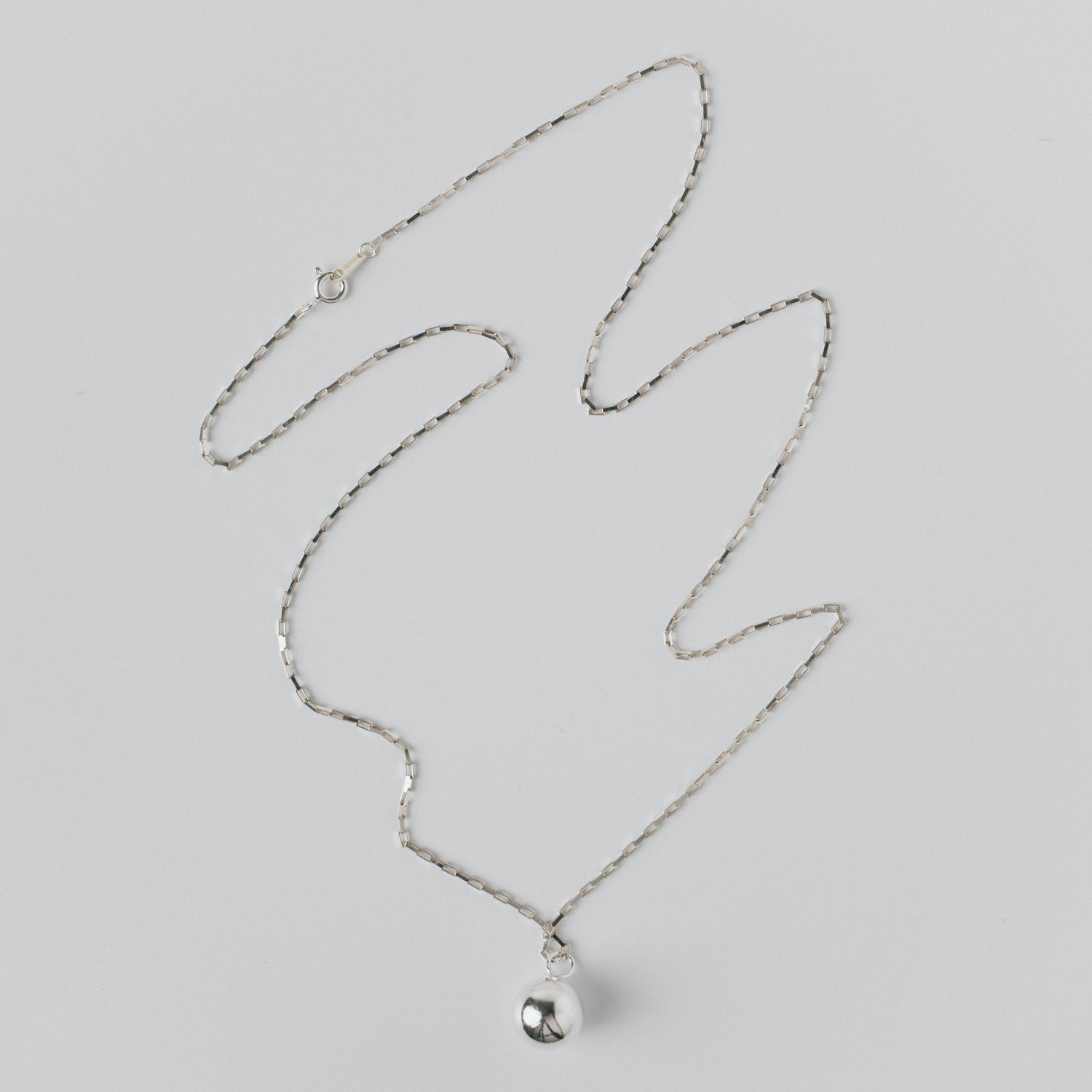 BALL LONG NECKLACE