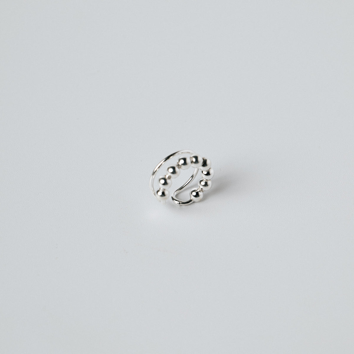 TSUBUTSUBU LINE EAR CUFF / SILVER