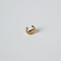 Twisted wline ear cuff