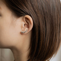 BALL LINE EAR CUFF / SILVER