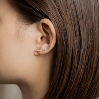 SMALL BALL LINE EAR CUFF / SILVER