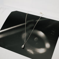 DROP NECKLACE