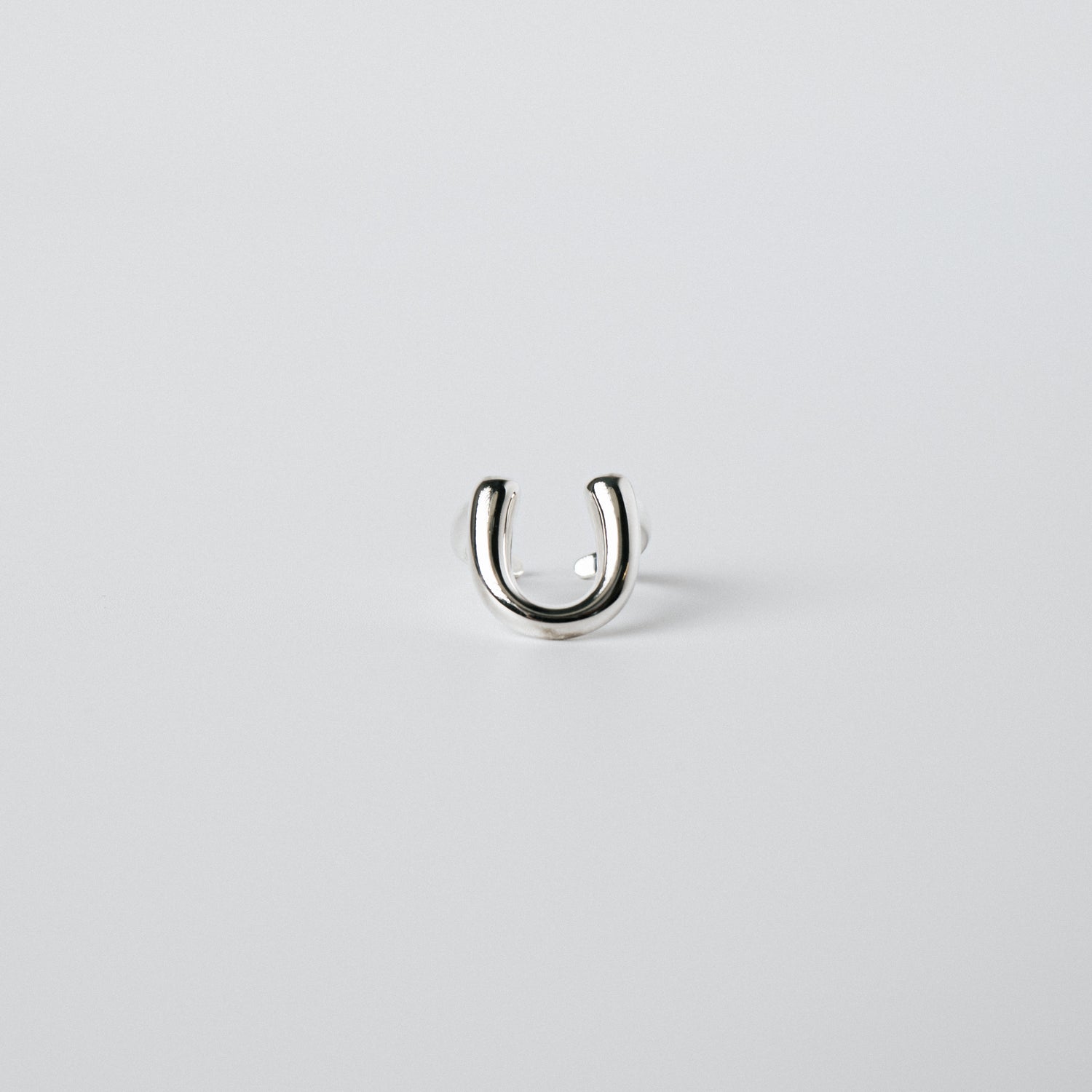 U RING