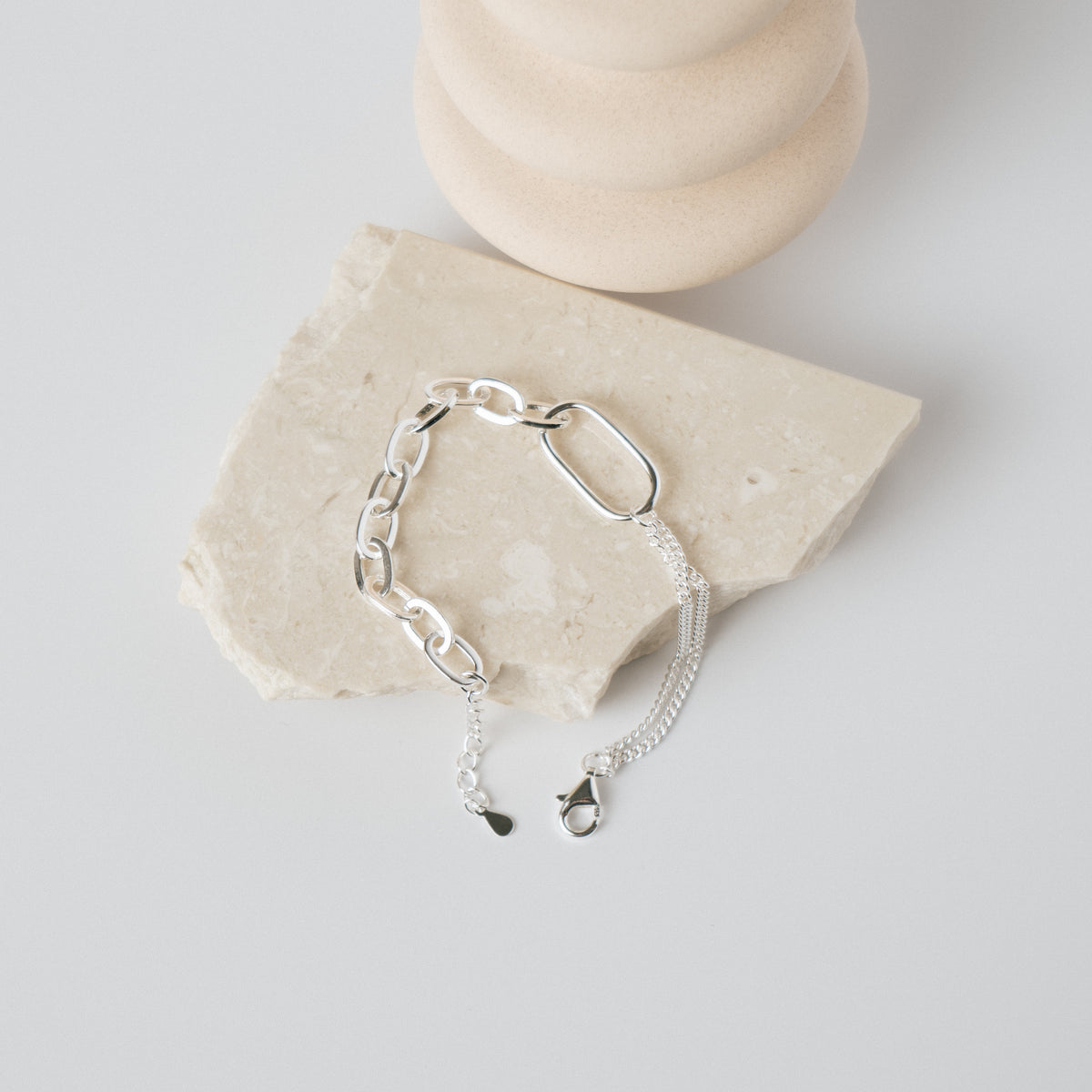 ASYMMETRY CHAIN ​​BRACELET